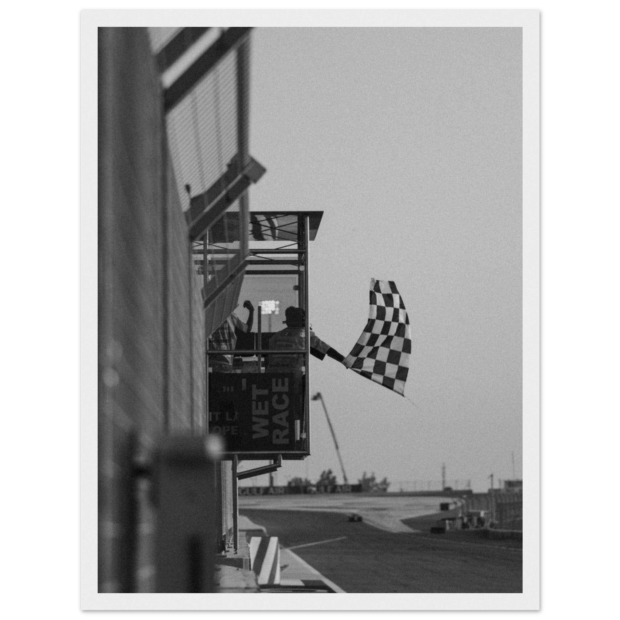 691260e4-9b0b-4887-bbbb-61df3fa27afa